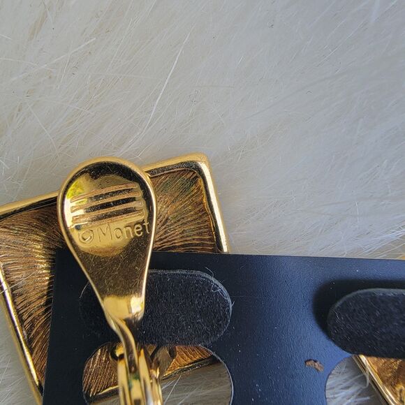 MONET Vintage Gold Tone Black Enamel Round Clip Earrings Signed - Picture 2 of 4